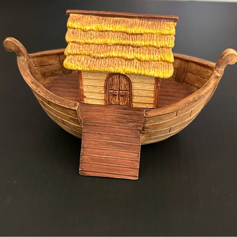 Vintage Hallmark Merry Miniatures “Noah and Friends” 5-Piece‎ Set